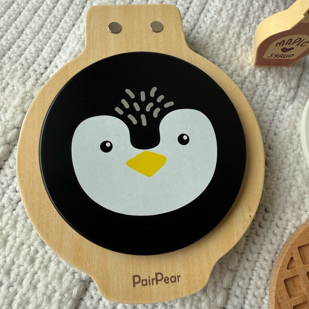 PairPear Wooden Waffle Maker Toy Food Playset - Picture 2 of 12